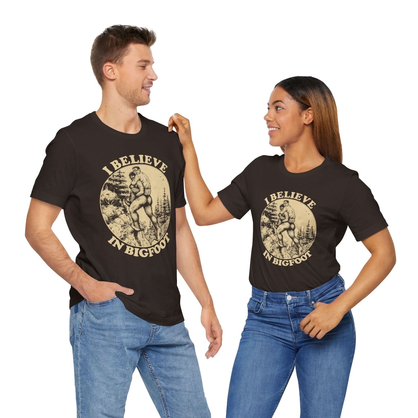 I Believe in Bigfoot (Robert Crumb Whiteman Meets Bigfoot/Saquatch Shirt/Bigfoot Shirt/Cryptozoology)