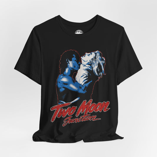 Two Moon Junction (Rock Tee Style Graphic/Sherilyn Fenn/Richard Tyson)