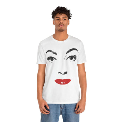 Mommie Dearest (Horrifyingly Large Face Graphic with Vintage Print Effect/Mommie Dearest Shirt/Faye Dunaway/Joan Crawford Shirt)