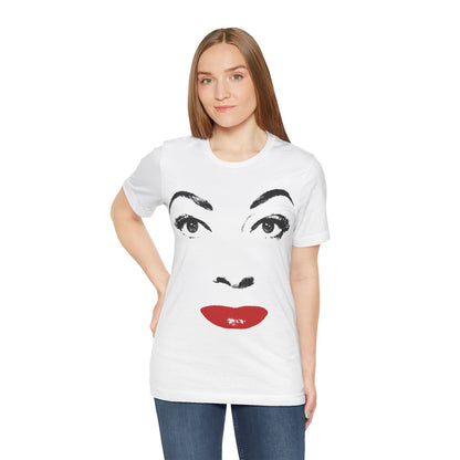 Mommie Dearest (Horrifyingly Large Face Graphic with Vintage Print Effect/Mommie Dearest Shirt/Faye Dunaway/Joan Crawford Shirt)