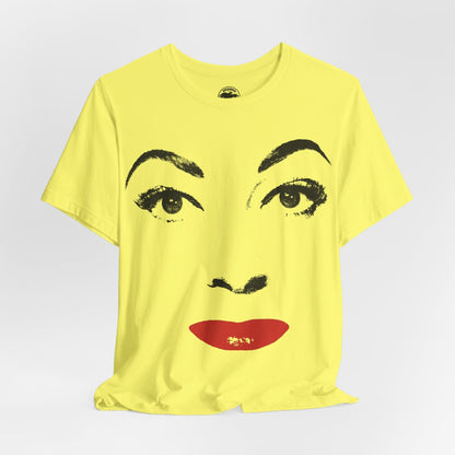 Mommie Dearest (Horrifyingly Large Face Graphic with Vintage Print Effect/Mommie Dearest Shirt/Faye Dunaway/Joan Crawford Shirt)