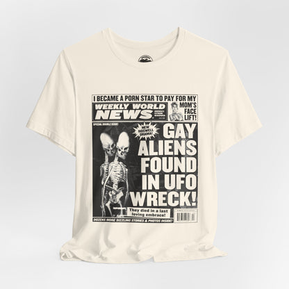 Gay Aliens (Weekly World News 2004 Front Page/Graphic with Vintage Effect)