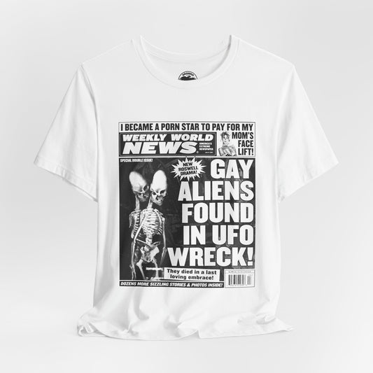 Gay Aliens (Weekly World News 2004 Front Page/Graphic with Vintage Effect)